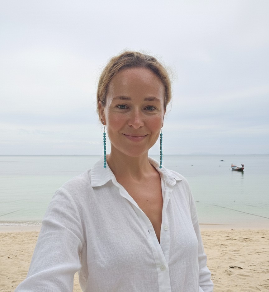 Portrait of yoga teacher Christine Pohn